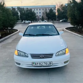 Toyota Camry 2000