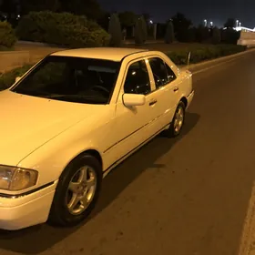 Mercedes-Benz C250 1996