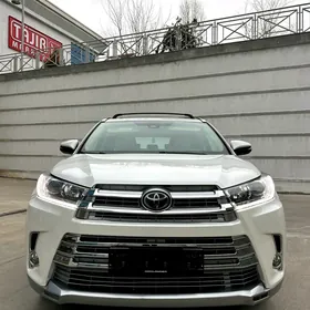 Toyota Highlander 2017