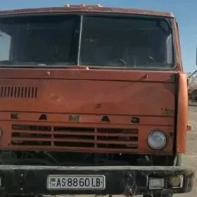 Kamaz 5320 1990