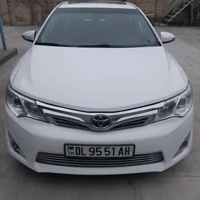 Toyota Camry 2012