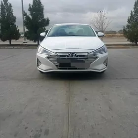 Hyundai Elantra 2019