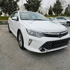 Toyota Camry 2017