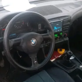 BMW 525 1993