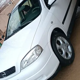 Opel Astra 2002