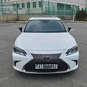 Lexus ES 350 2019