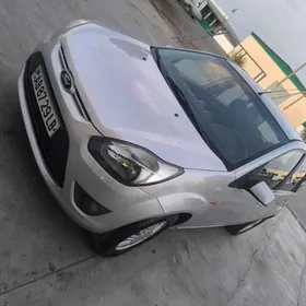 Ford Figo 2011