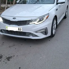 Kia Optima 2019