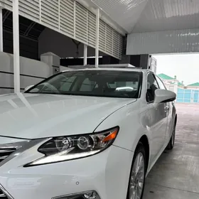 Lexus ES 2017