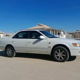 Toyota Camry 1999