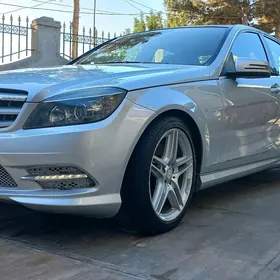 Mercedes-Benz C350 2010