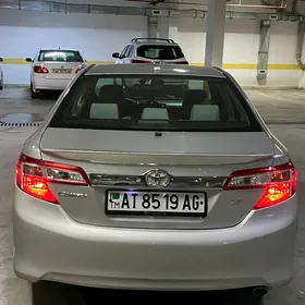 Toyota Camry 2013