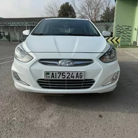 Hyundai Accent 2014