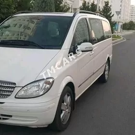 Mercedes-Benz Viano 2005