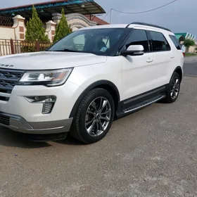 Ford Explorer 2018