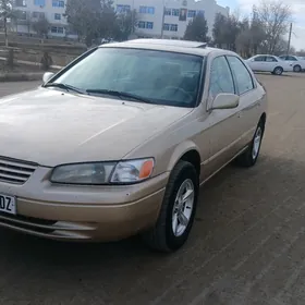 Toyota Camry 1997