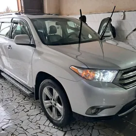 Toyota Highlander 2011