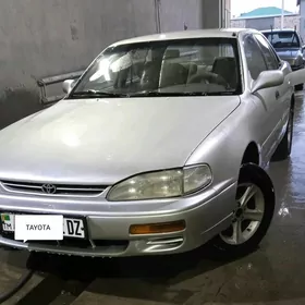 Toyota Camry 1992