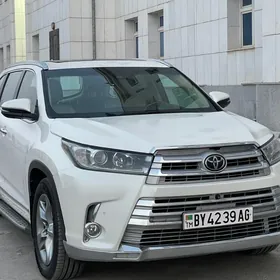 Toyota Highlander 2017