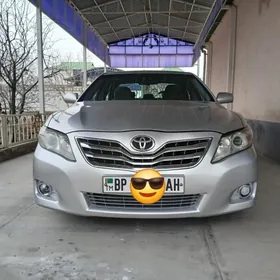 Toyota Camry 2011