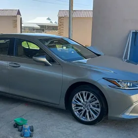 Lexus ES 350 2019