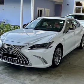 Lexus ES 350 2019