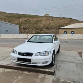 Toyota Camry 1999