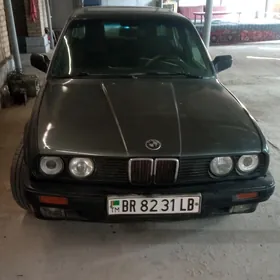 BMW 320 1990