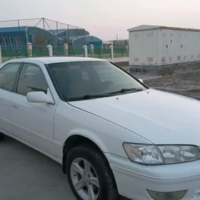 Toyota Camry 2000