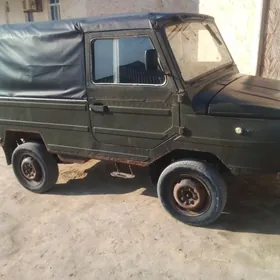 UAZ 2206 1989