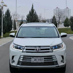 Toyota Highlander 2018