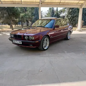 BMW 525 1990