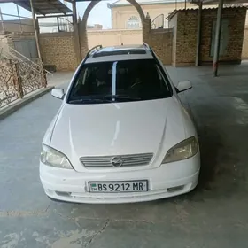 Opel Astra 2001