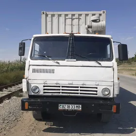 Kamaz 5320 1990