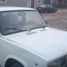 Lada 2107 2000