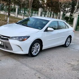 Toyota Camry 2016