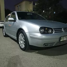 Volkswagen Golf 2000