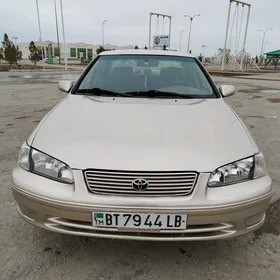 Toyota Camry 1999