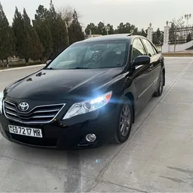 Toyota Camry 2011