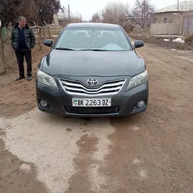 Toyota Camry 2010