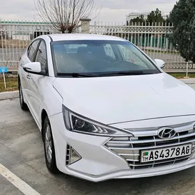 Hyundai Elantra 2019