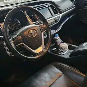 Toyota Highlander 2017