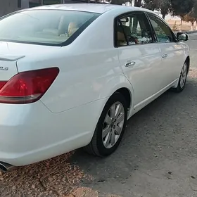 Toyota Avalon 2005