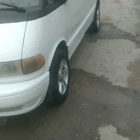 Toyota Previa 1992