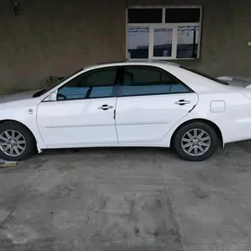 Toyota Camry 2005