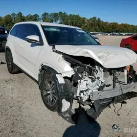 Toyota Highlander 2019