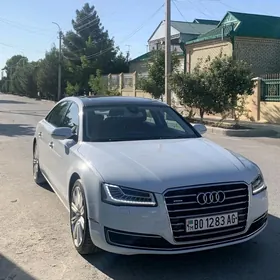 Audi A8 2014