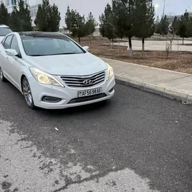 Hyundai Azera 2011