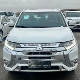 Mitsubishi Outlander 2022