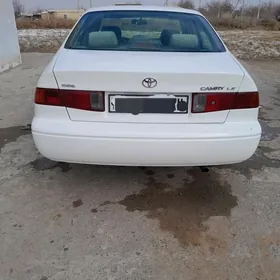 Toyota Camry 1999